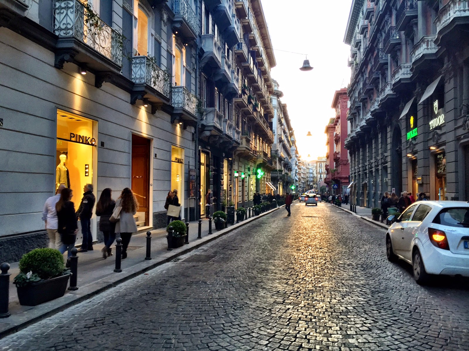 Le strade dello shopping a Napoli